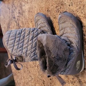 Women's North Face Primaloft Boots